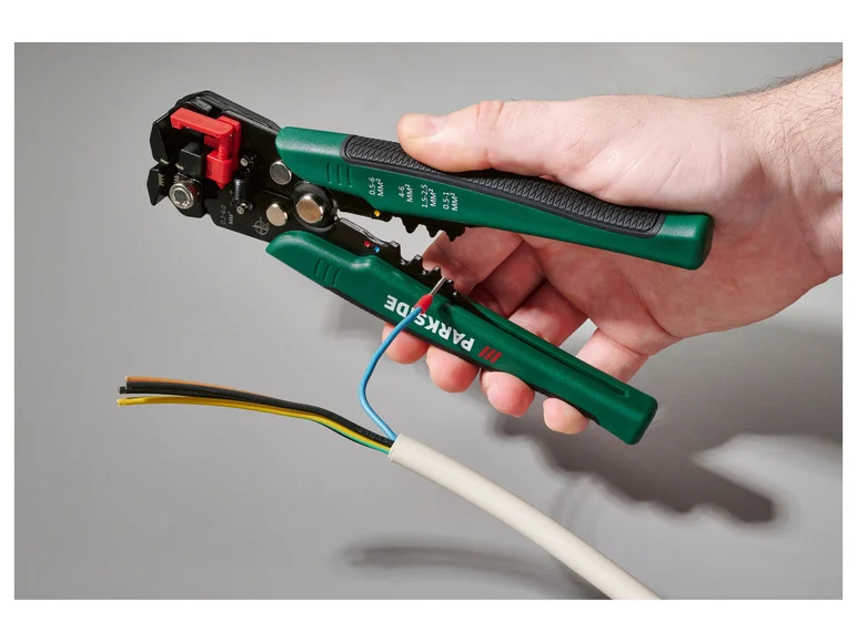 PARKSIDE® Jeu de pinces à dénuder et à sertir automatiques PCZS 231 C2 . 231 pièces